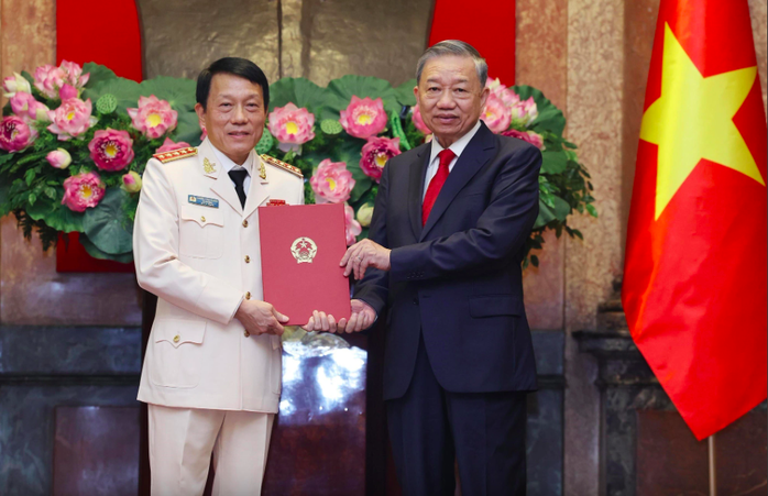 Bộ trưởng Lương Tam Quang và Tổng tham mưu trưởng Nguyễn Tân Cương được thăng quân hàm Đại tướng- Ảnh 1. Bộ trưởng Lương Tam Quang và Tổng tham mưu trưởng Nguyễn Tân Cương được thăng quân hàm Đại tướng- Ảnh 1.