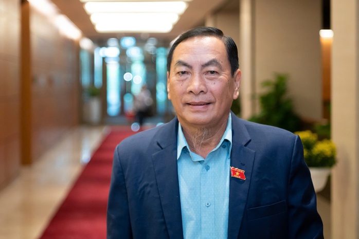 ĐBQH PHẠM VĂN HÒA ĐBQH PHẠM VĂN HÒA