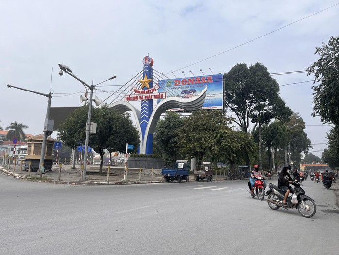 Cận cảnh 4 cổng chào hơn 11 tỉ đồng tại cửa ngõ TP Biên Hoà được nhiều người quan tâm- Ảnh 9. Cận cảnh 4 cổng chào hơn 11 tỉ đồng tại cửa ngõ TP Biên Hoà được nhiều người quan tâm- Ảnh 9.