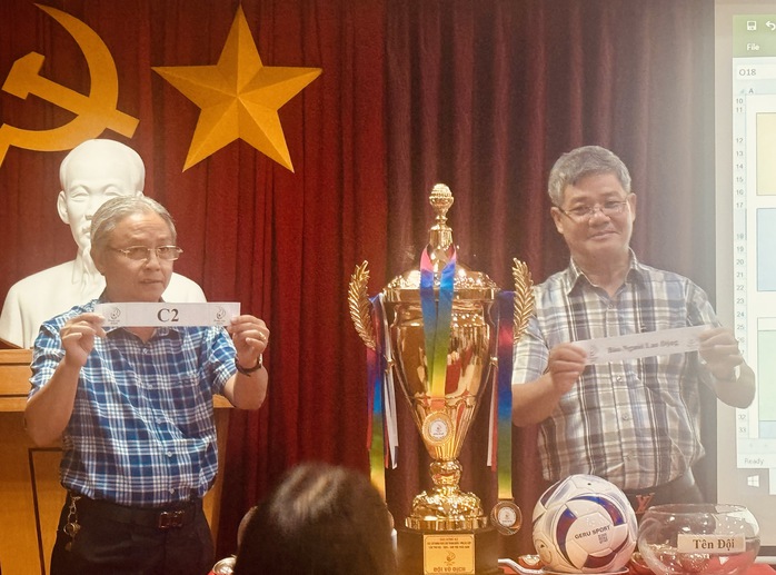 Khởi động Giải bóng đá Press Cup 2024 - Khu vực phía Nam- Ảnh 2. Khởi động Giải bóng đá Press Cup 2024 - Khu vực phía Nam- Ảnh 2.