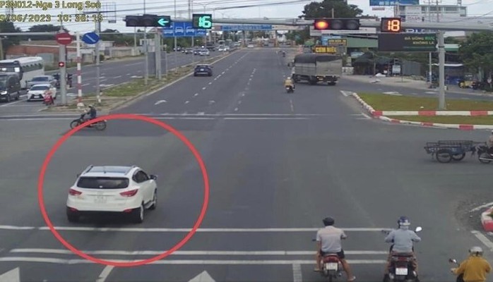 Đề xuất tăng phạt hàng loạt lỗi vi phạm giao thông, có mức gấp nhiều lần- Ảnh 1. Đề xuất tăng phạt hàng loạt lỗi vi phạm giao thông, có mức gấp nhiều lần- Ảnh 1.