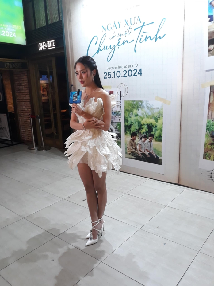 Tiết lộ bất ngờ của nữ diễn viên phim "Ngày xưa có một chuyện tình"- Ảnh 1. Tiết lộ bất ngờ của nữ diễn viên phim "Ngày xưa có một chuyện tình"- Ảnh 1.