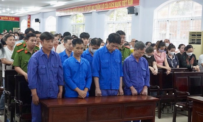 Bà Rịa - Vũng Tàu: Tuyên án 55 bị cáo trong vụ đưa và nhận hối lộ tại thanh tra giao thông- Ảnh 1. Bà Rịa - Vũng Tàu: Tuyên án 55 bị cáo trong vụ đưa và nhận hối lộ tại thanh tra giao thông- Ảnh 1.