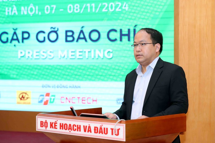 Lần đầu tiên hàng loạt "ông lớn" ngành bán dẫn trên thế giới quy tụ ở Việt Nam- Ảnh 1. Lần đầu tiên hàng loạt "ông lớn" ngành bán dẫn trên thế giới quy tụ ở Việt Nam- Ảnh 1.