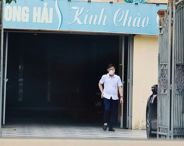 Ủy ban kiểm tra vào cuộc vụ "Chủ tịch xã rời nhà nghỉ cùng phụ nữ lạ"- Ảnh 1. Ủy ban kiểm tra vào cuộc vụ "Chủ tịch xã rời nhà nghỉ cùng phụ nữ lạ"- Ảnh 1.