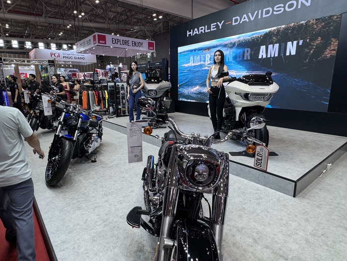 Ô tô Trung Quốc chiếm sóng triển lãm Vietnam Motor Show 2024- Ảnh 5. Ô tô Trung Quốc chiếm sóng triển lãm Vietnam Motor Show 2024- Ảnh 5.