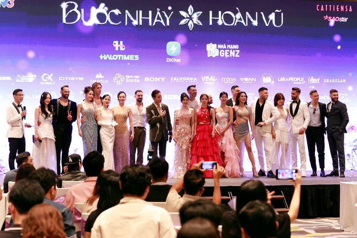 "Bước nhảy hoàn vũ" trở lại sau 8 năm, có gì hay?- Ảnh 1. "Bước nhảy hoàn vũ" trở lại sau 8 năm, có gì hay?- Ảnh 1.