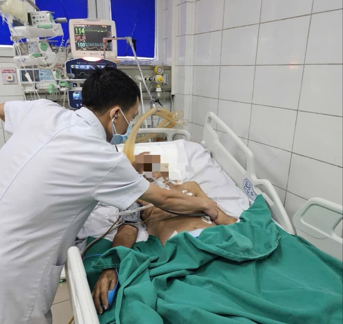 Phát hiện vô số giun lươn trong khi điều trị ung thư- Ảnh 1. Phát hiện vô số giun lươn trong khi điều trị ung thư- Ảnh 1.