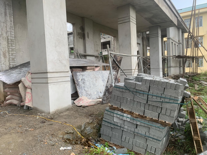 Sau phản ảnh báo Người Lao Động: Chỉ định nhà thầu thi công trường học dang dở ở Hà Tĩnh- Ảnh 2. Sau phản ảnh báo Người Lao Động: Chỉ định nhà thầu thi công trường học dang dở ở Hà Tĩnh- Ảnh 2.