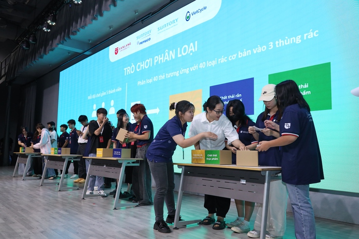 Nâng cao nhận thức cho cộng đồng về thu gom, tái chế rác thải- Ảnh 1. Nâng cao nhận thức cho cộng đồng về thu gom, tái chế rác thải- Ảnh 1.