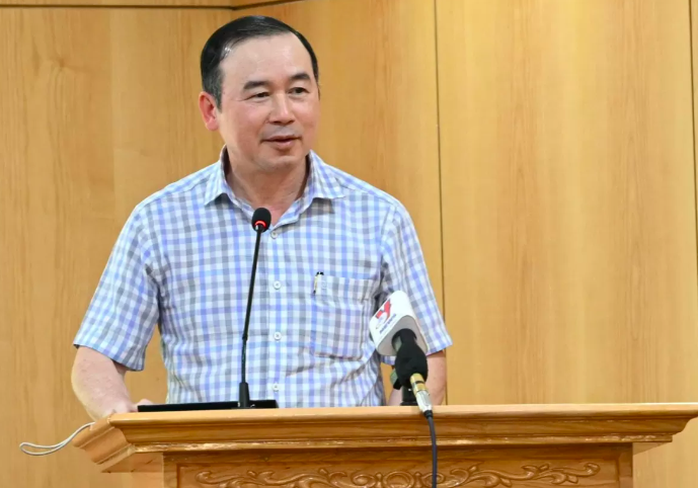 Vụ trưởng Vụ Thị trường trong nước: "Nhiều người nói chúng tôi ưu ái đầu mối xăng dầu"- Ảnh 1. Vụ trưởng Vụ Thị trường trong nước: "Nhiều người nói chúng tôi ưu ái đầu mối xăng dầu"- Ảnh 1.