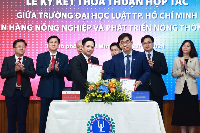 Trường ĐH Luật TP HCM hợp tác đào tạo và nghiên cứu khoa học ngành ngân hàng- Ảnh 1. Trường ĐH Luật TP HCM hợp tác đào tạo và nghiên cứu khoa học ngành ngân hàng- Ảnh 1.