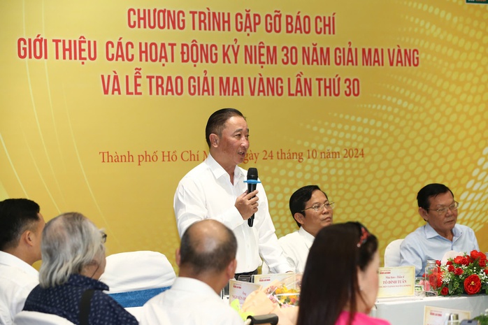 Nghệ sĩ tụ hội hướng tới kỷ niệm 30 năm Giải Mai Vàng và Mai Vàng thứ 30 - Ảnh 4. Nghệ sĩ tụ hội hướng tới kỷ niệm 30 năm Giải Mai Vàng và Mai Vàng thứ 30 - Ảnh 4.