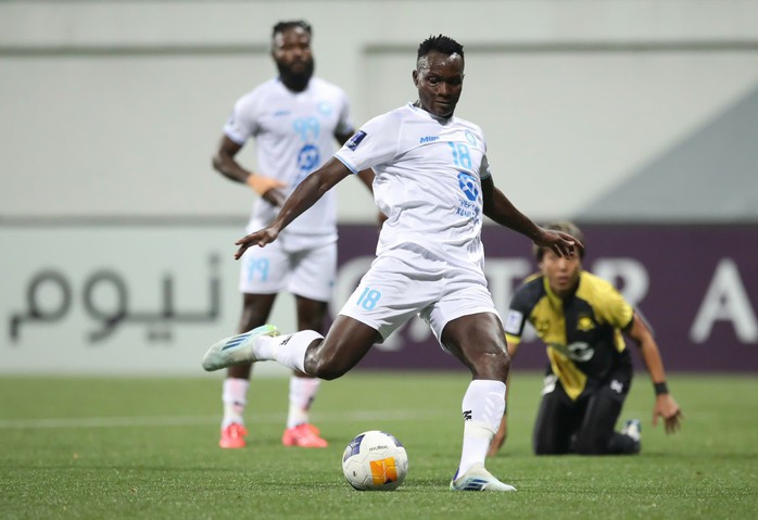 ĐKVĐ V-League cầm hòa đội bóng của Singapore- Ảnh 3. ĐKVĐ V-League cầm hòa đội bóng của Singapore- Ảnh 3.