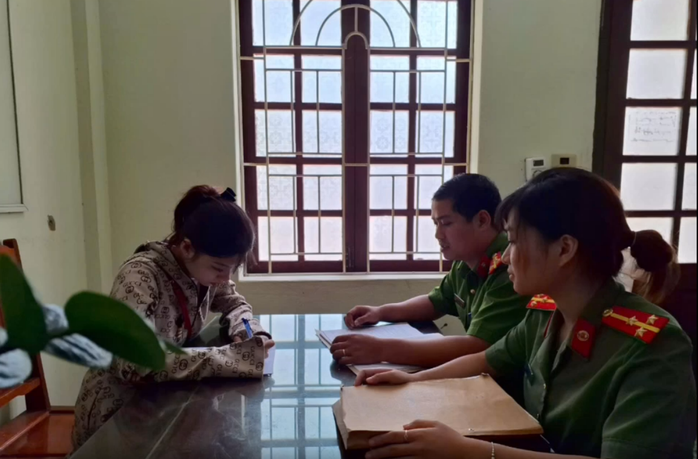Tủi thân vì chồng uống bia không phụ giúp bán hàng, vợ tung tin bị cướp- Ảnh 1. Tủi thân vì chồng uống bia không phụ giúp bán hàng, vợ tung tin bị cướp- Ảnh 1.