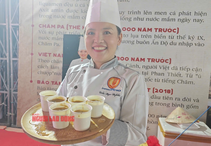 Người làm "cà phê nước mắm" sẽ chia sẻ miễn phí công thức cho các chủ quán- Ảnh 1. Người làm "cà phê nước mắm" sẽ chia sẻ miễn phí công thức cho các chủ quán- Ảnh 1.