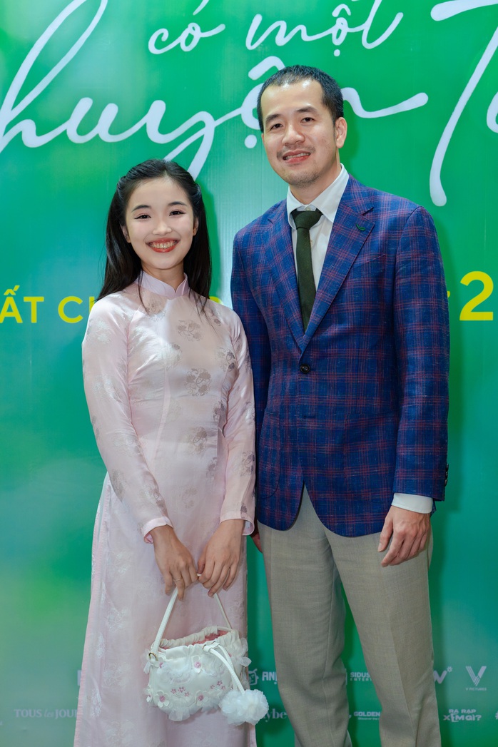 NSƯT Chiều Xuân gây sốc khi trở lại thời học trò- Ảnh 10. NSƯT Chiều Xuân gây sốc khi trở lại thời học trò- Ảnh 10.