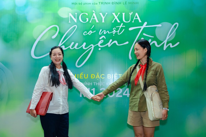 NSƯT Chiều Xuân gây sốc khi trở lại thời học trò- Ảnh 5. NSƯT Chiều Xuân gây sốc khi trở lại thời học trò- Ảnh 5.