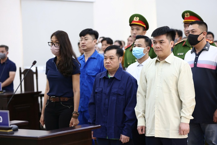 Xét xử vụ án cháy quán karaoke An Phú: Xuất hiện nhân chứng mới- Ảnh 3. Xét xử vụ án cháy quán karaoke An Phú: Xuất hiện nhân chứng mới- Ảnh 3.