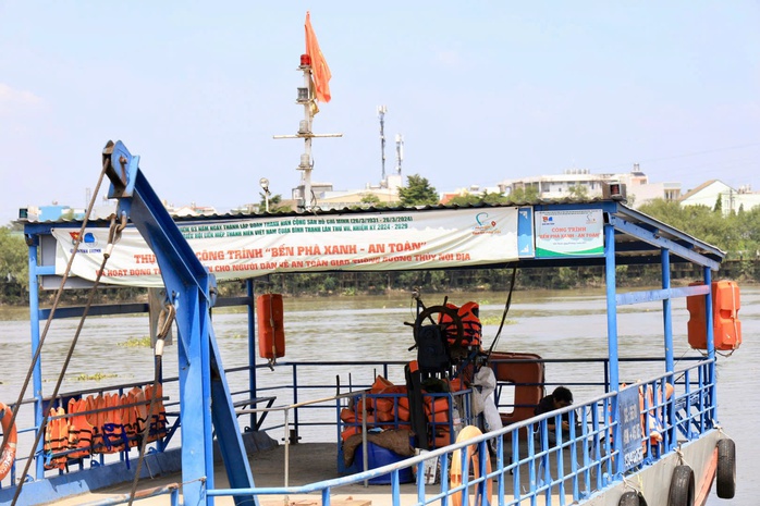 Phà Bình Quới sau hơn 4 tháng không hoạt động- Ảnh 6. Phà Bình Quới sau hơn 4 tháng không hoạt động- Ảnh 6.