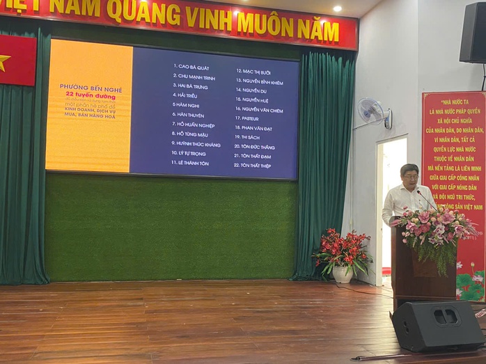 Quận 1: Thêm 41 tuyến đường sẽ thu phí sử dụng vỉa hè- Ảnh 1. Quận 1: Thêm 41 tuyến đường sẽ thu phí sử dụng vỉa hè- Ảnh 1.