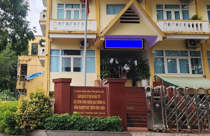 Khởi tố nguyên Giám đốc Ban Quản lý dự án ở Đắk Lắk nhận hối lộ- Ảnh 1. Khởi tố nguyên Giám đốc Ban Quản lý dự án ở Đắk Lắk nhận hối lộ- Ảnh 1.