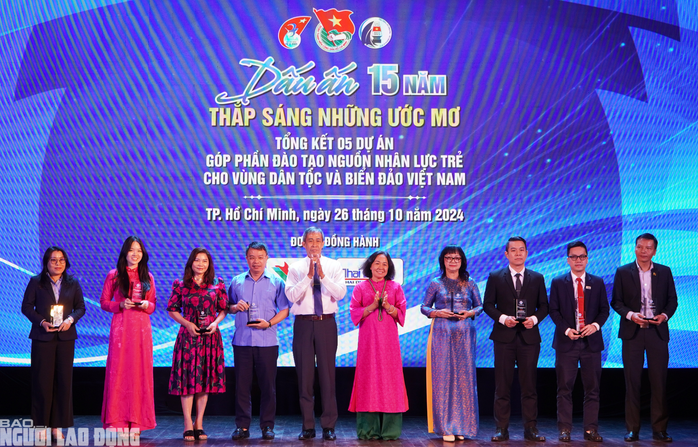 Xúc động lý do chọn ngành sản phụ khoa của chàng bác sĩ trẻ- Ảnh 6.