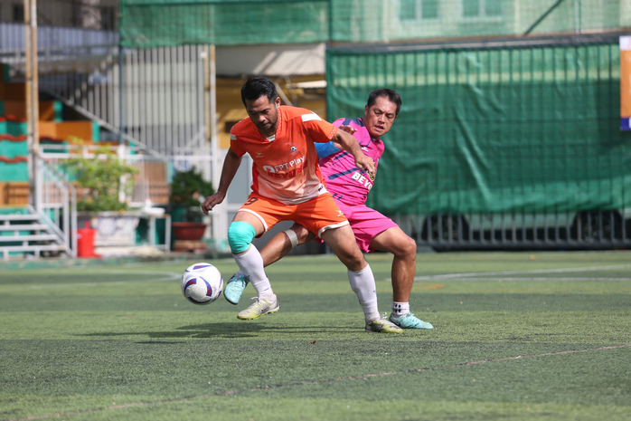 CLB Phóng viên Đời sống - Xã hội vô địch Giải bóng đá Press Cup 2024 khu vực phía Nam- Ảnh 1. CLB Phóng viên Đời sống - Xã hội vô địch Giải bóng đá Press Cup 2024 khu vực phía Nam- Ảnh 1.