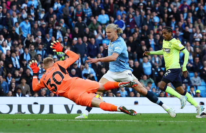 Man City thắng nhàn Southampton, giành ngôi đỉnh bảng Ngoại hạng- Ảnh 4. Man City thắng nhàn Southampton, giành ngôi đỉnh bảng Ngoại hạng- Ảnh 4.
