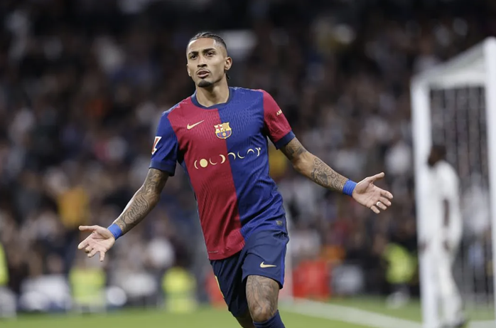 Lamine Yamal lập kỷ lục, Barcelona nghiền nát Real Madrid - Ảnh 8. Lamine Yamal lập kỷ lục, Barcelona nghiền nát Real Madrid - Ảnh 8.