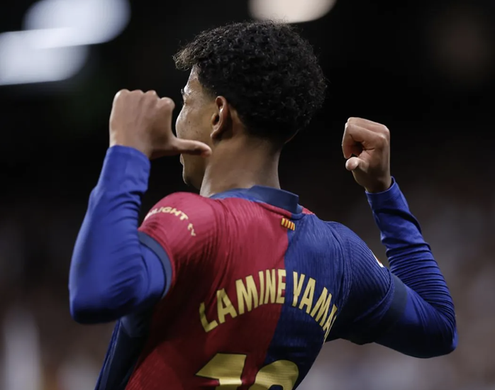 Lamine Yamal lập kỷ lục, Barcelona nghiền nát Real Madrid - Ảnh 10. Lamine Yamal lập kỷ lục, Barcelona nghiền nát Real Madrid - Ảnh 10.