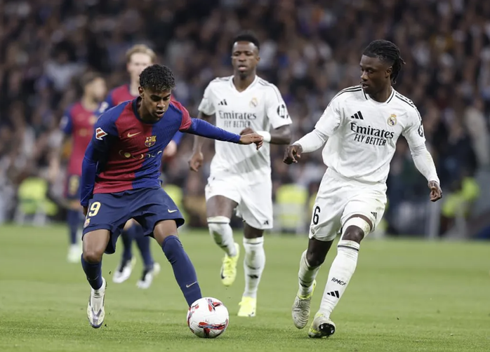 Lamine Yamal lập kỷ lục, Barcelona nghiền nát Real Madrid - Ảnh 7. Lamine Yamal lập kỷ lục, Barcelona nghiền nát Real Madrid - Ảnh 7.