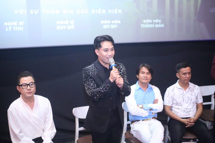 Giai điệu quê hương qua giọng ca gen Z- Ảnh 3. Giai điệu quê hương qua giọng ca gen Z- Ảnh 3.