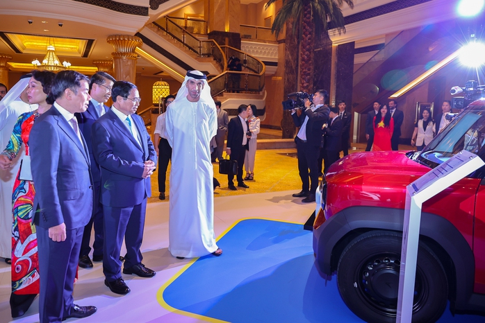 Thủ tướng dự sự kiện trưng bày và giới thiệu xe Vinfast tại UAE- Ảnh 1. Thủ tướng dự sự kiện trưng bày và giới thiệu xe Vinfast tại UAE- Ảnh 1.