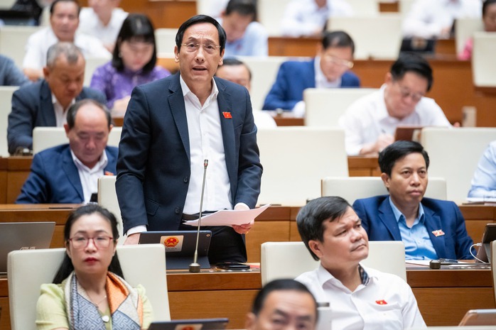 Đại biểu Quốc hội Nguyễn Văn An đề xuất Chính phủ cũng cần chỉ đạo khẩn trương nghiên cứu việc đánh thuế bất động sản thứ 2 trở lênẢnh: HỒ LONG Đại biểu Quốc hội Nguyễn Văn An đề xuất Chính phủ cũng cần chỉ đạo khẩn trương nghiên cứu việc đánh thuế bất động sản thứ 2 trở lênẢnh: HỒ LONG