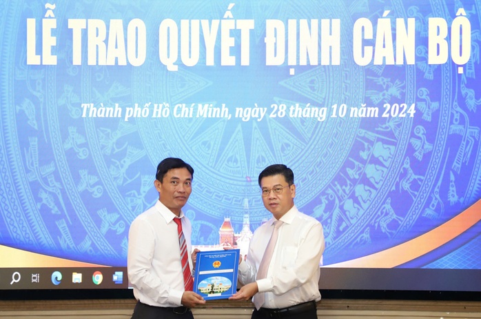 TP HCM: Quận 6 có nhân sự lãnh đạo mới- Ảnh 3. TP HCM: Quận 6 có nhân sự lãnh đạo mới- Ảnh 3.