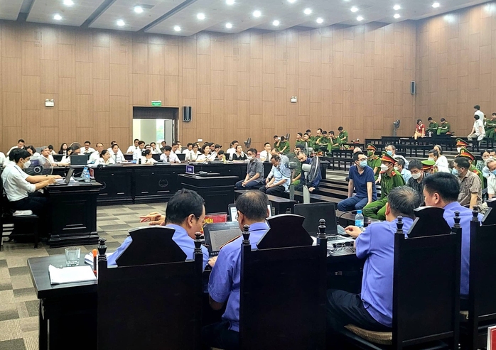 Luật sư xúc phạm những người tiến hành tố tụng có bị xử phạt?- Ảnh 1. Luật sư xúc phạm những người tiến hành tố tụng có bị xử phạt?- Ảnh 1.