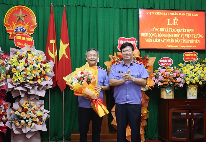 Phú Yên có tân Viện trưởng VKSND- Ảnh 2. Phú Yên có tân Viện trưởng VKSND- Ảnh 2.