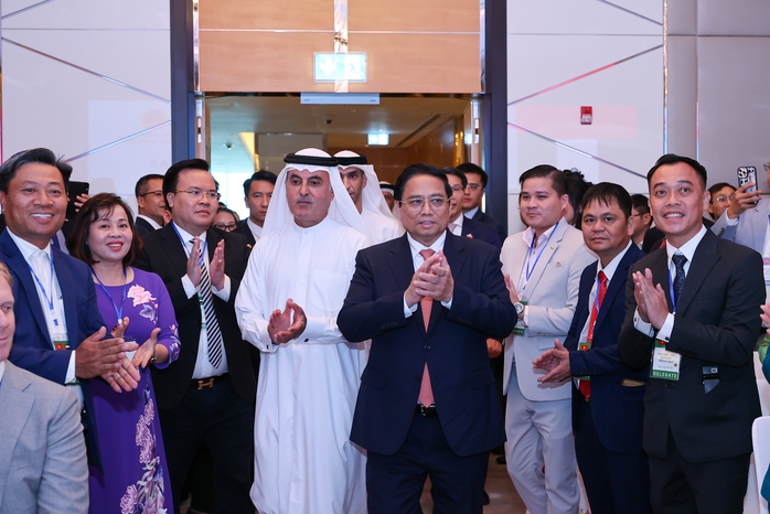 Doanh nghiệp Việt Nam - UAE trao 10 văn kiện hợp tác- Ảnh 1. Doanh nghiệp Việt Nam - UAE trao 10 văn kiện hợp tác- Ảnh 1.