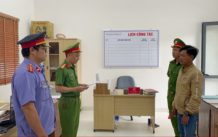 Phá rừng phòng hộ tại tỉnh Quảng Nam, 2 đối tượng bị bắt- Ảnh 1. Phá rừng phòng hộ tại tỉnh Quảng Nam, 2 đối tượng bị bắt- Ảnh 1.