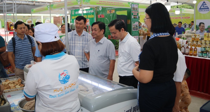 Đưa sản phẩm OCOP Hà Nội vươn xa- Ảnh 3. Đưa sản phẩm OCOP Hà Nội vươn xa- Ảnh 3.
