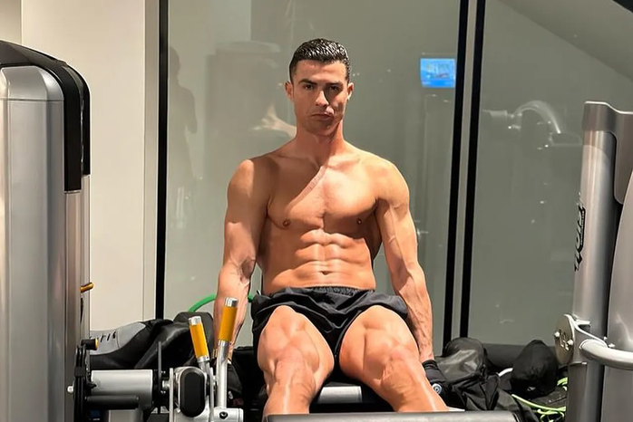 Cầu thủ HAGL học theo Ronaldo để tăng hiệu suất thi đấu- Ảnh 4. Cầu thủ HAGL học theo Ronaldo để tăng hiệu suất thi đấu- Ảnh 4.