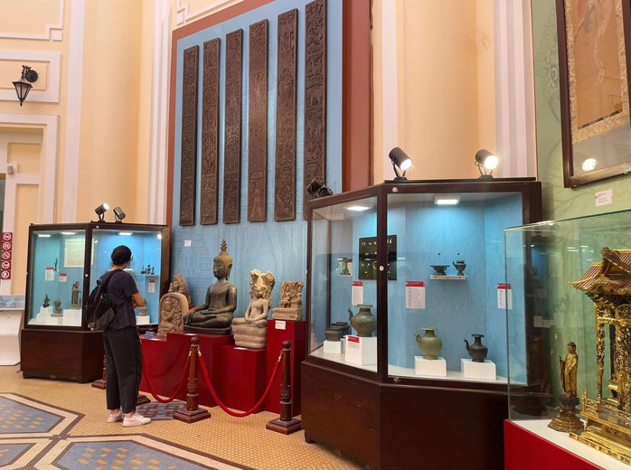 "Cổ đổng kỳ quan" thu hút đông du khách, kéo dài thời gian trưng bày- Ảnh 3. "Cổ đổng kỳ quan" thu hút đông du khách, kéo dài thời gian trưng bày- Ảnh 3.