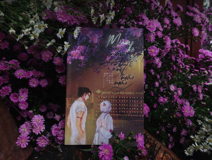 Lấp lánh yêu thương trong "Mùa hè năm ấy bên em là mãi mãi"- Ảnh 1. Lấp lánh yêu thương trong "Mùa hè năm ấy bên em là mãi mãi"- Ảnh 1.