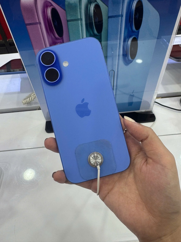 Người Việt ít chuộng, iPhone 16 giảm giá sớm- Ảnh 1. Người Việt ít chuộng, iPhone 16 giảm giá sớm- Ảnh 1.