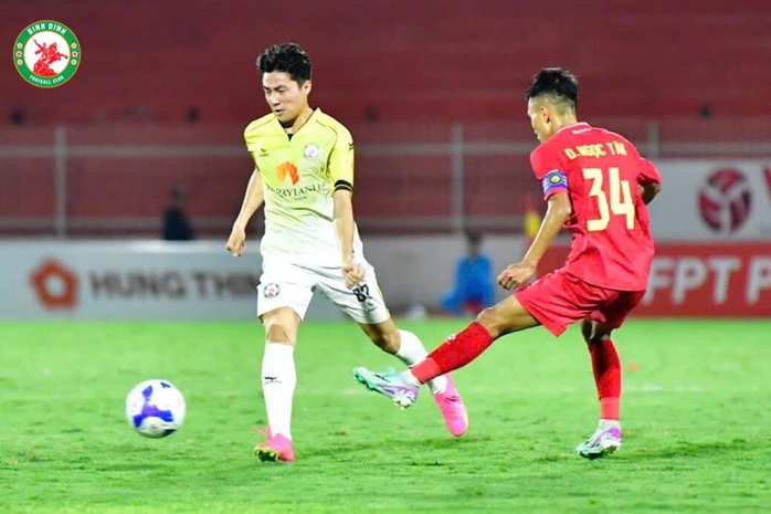 CLB Hoàng Anh Gia Lai mất ngôi đầu bảng V-League- Ảnh 3. CLB Hoàng Anh Gia Lai mất ngôi đầu bảng V-League- Ảnh 3.