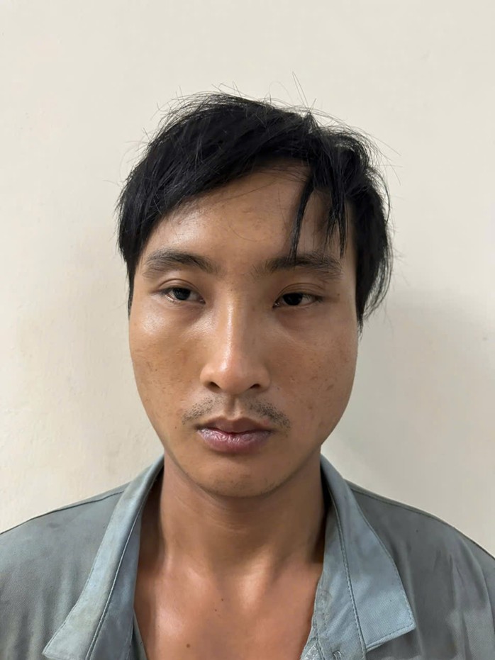 Chân dung cặp vợ chồng bạo hành bé trai ở TP HCM- Ảnh 2. Chân dung cặp vợ chồng bạo hành bé trai ở TP HCM- Ảnh 2.