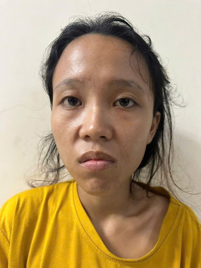 Chân dung cặp vợ chồng bạo hành bé trai ở TP HCM- Ảnh 1. Chân dung cặp vợ chồng bạo hành bé trai ở TP HCM- Ảnh 1.