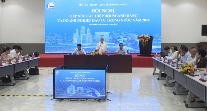 Bí thư Tỉnh ủy Bình Dương: "Tôi dành sáng thứ hai để tiếp xúc người dân, doanh nghiệp"- Ảnh 1. Bí thư Tỉnh ủy Bình Dương: "Tôi dành sáng thứ hai để tiếp xúc người dân, doanh nghiệp"- Ảnh 1.