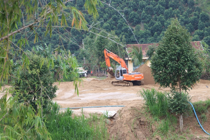 Sau loạt bài điều tra của Báo Người Lao Động: Đã di dời các bãi tập kết cát lậu- Ảnh 4. Sau loạt bài điều tra của Báo Người Lao Động: Đã di dời các bãi tập kết cát lậu- Ảnh 4.